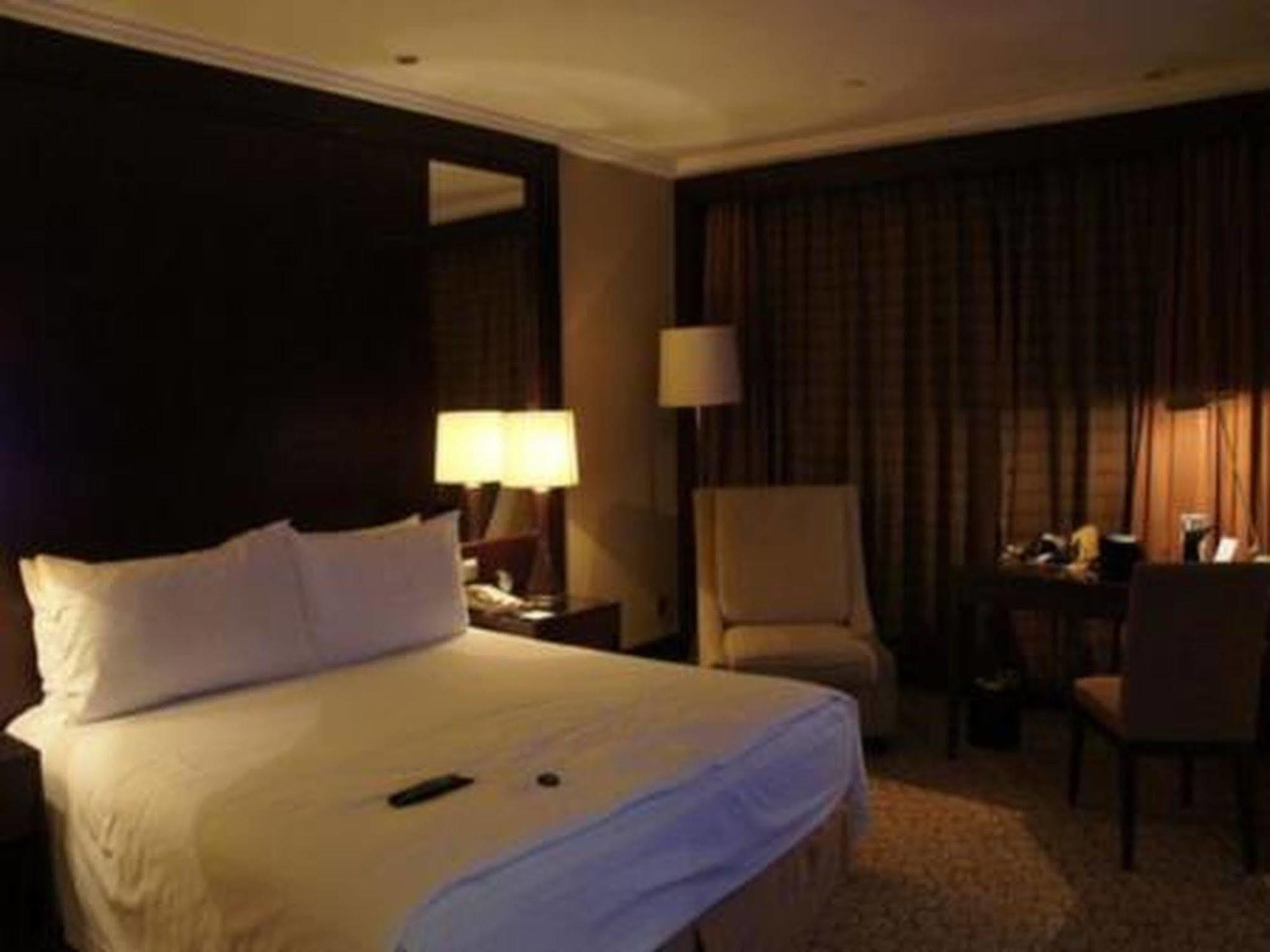Golden Eagle Summit Hotel Downtown Nanjing  Eksteriør bilde